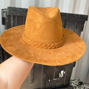 New suede wide brim hat